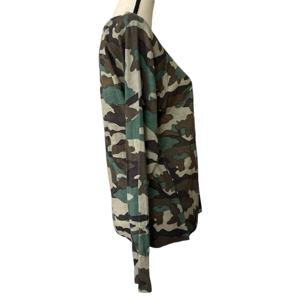 J. Crew Merino Wool Crew Neck Light Sweater in Green Brown Camo Sz. Medium - Picture 13 of 15